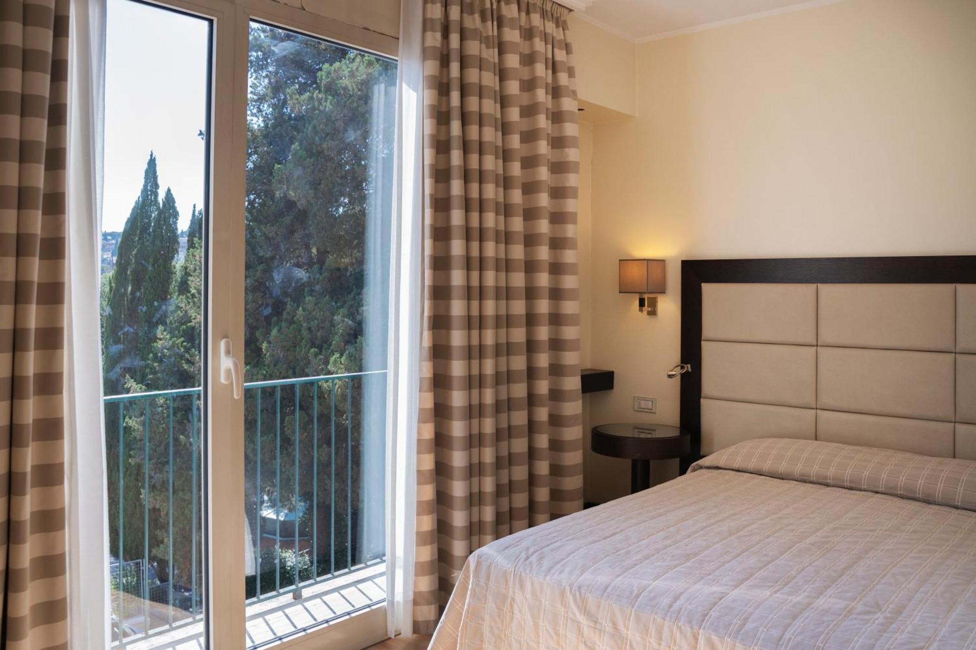 Hotel Villa Maria Regina Rome Exterior photo